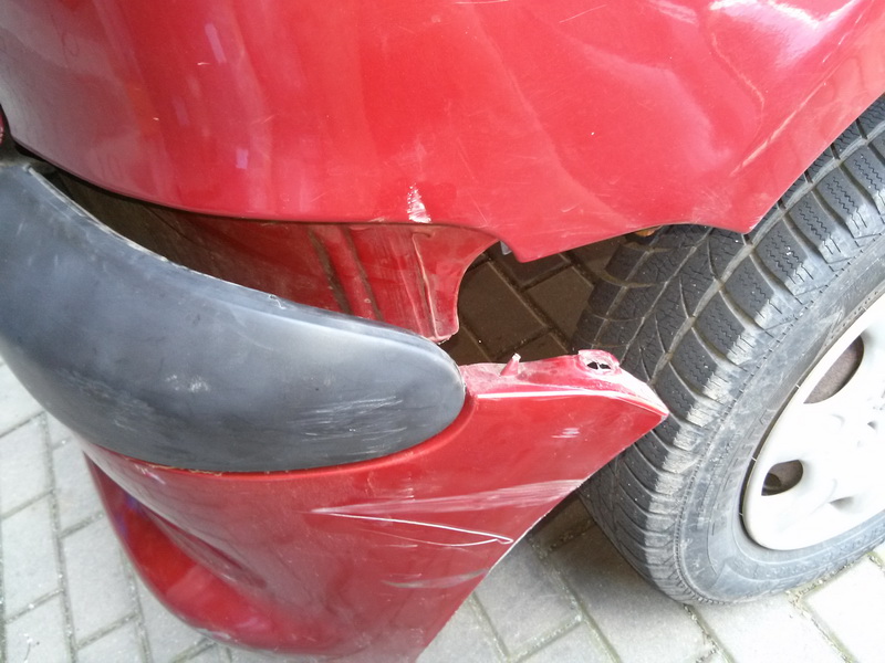 Fotogalerie, Peugeot 206 - oprava odtrženého zadního nárazníku