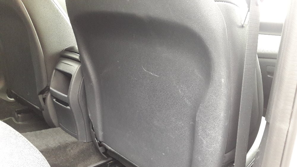 Mercedes-Benz oprava rejpanců v zadní části sedadla