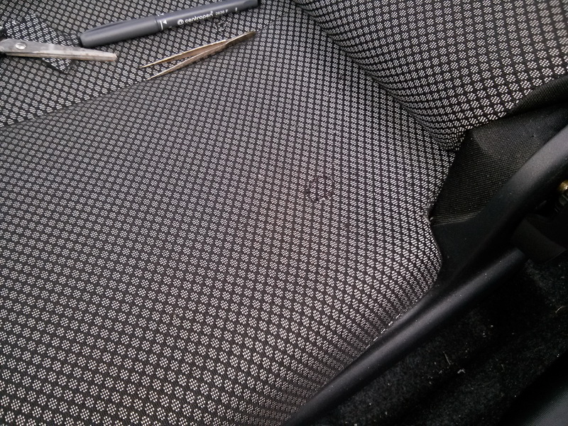 Oprava díry v sedačce