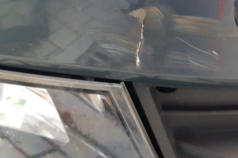 Photo gallery, repair of Skoda bumper cracks