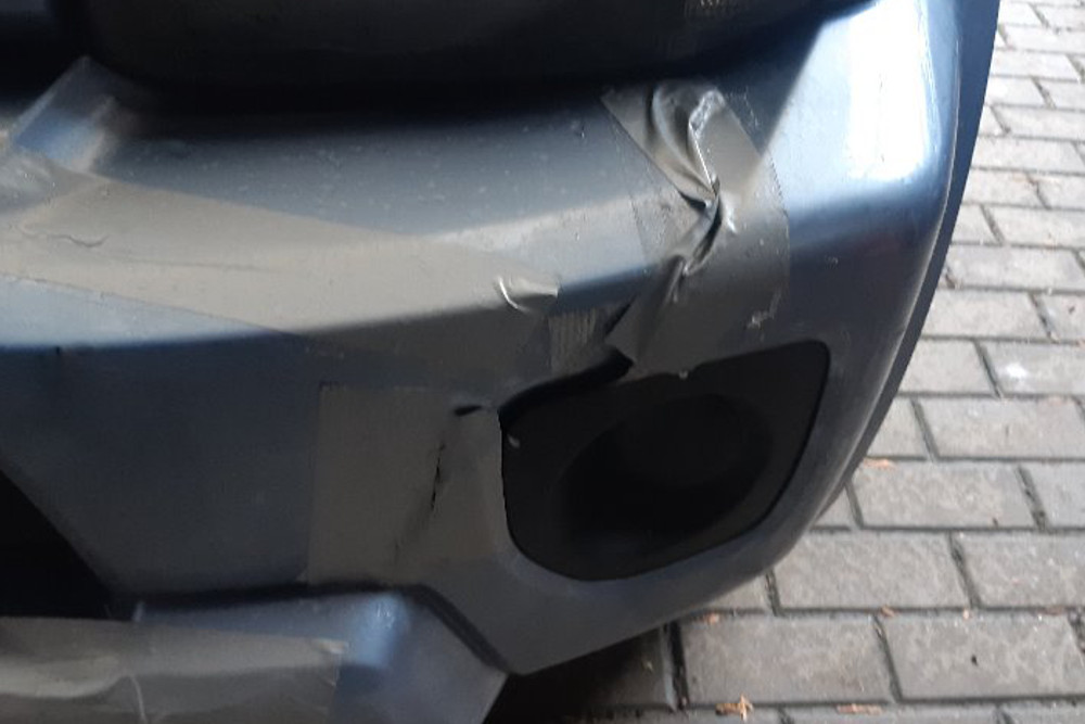 Photo gallery, Suzuki Jimny, cracked front bumper repair