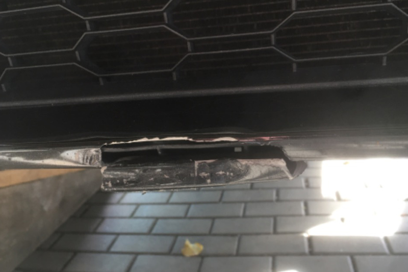 Photo gallery, bumper repair from the curb approach