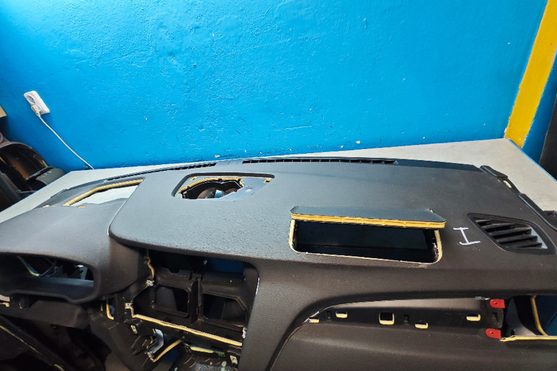 Photo gallery, repair of BMW rupture from airbag